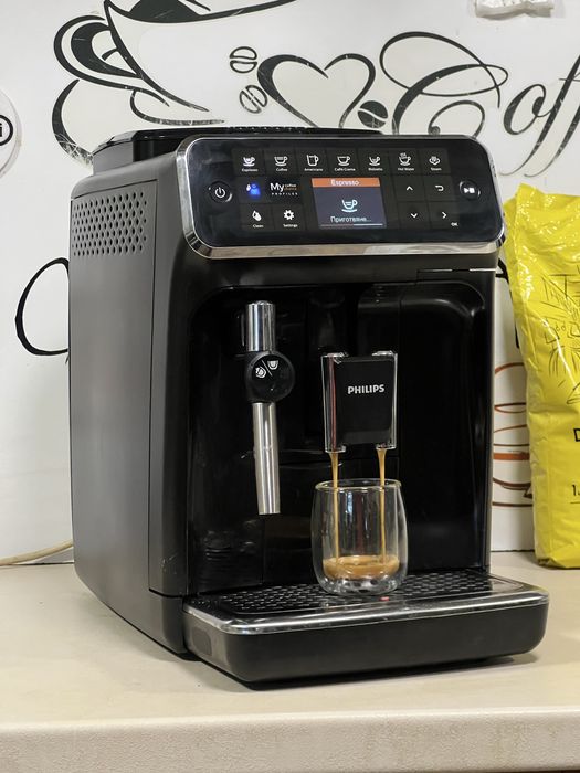 Кафемашина кафе автомат Philips EP4321 с гаранция