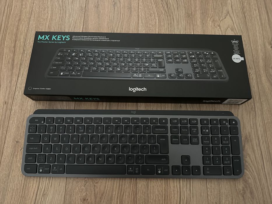 Logitech MX Keys