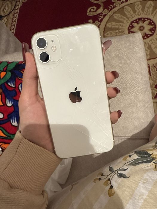 iPhone 11, 128гб