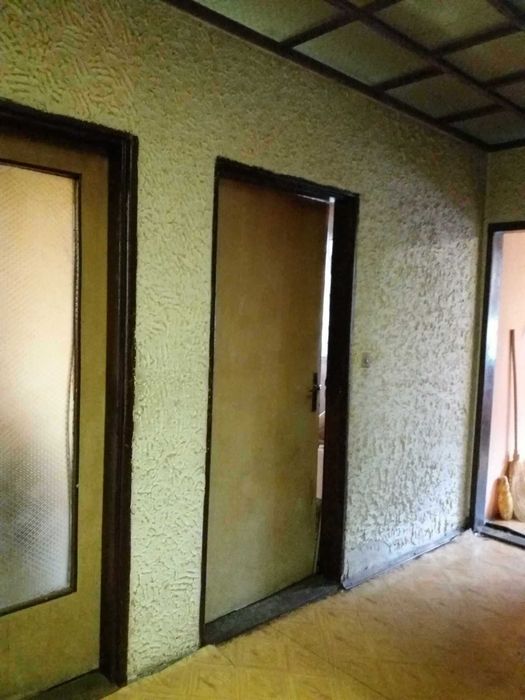 Продава се Двустаен апартамент в Шумен, Център - 65 кв.м за 534 €/кв.м - Снимка #4