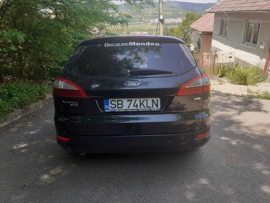 Vând Ford Mondeo