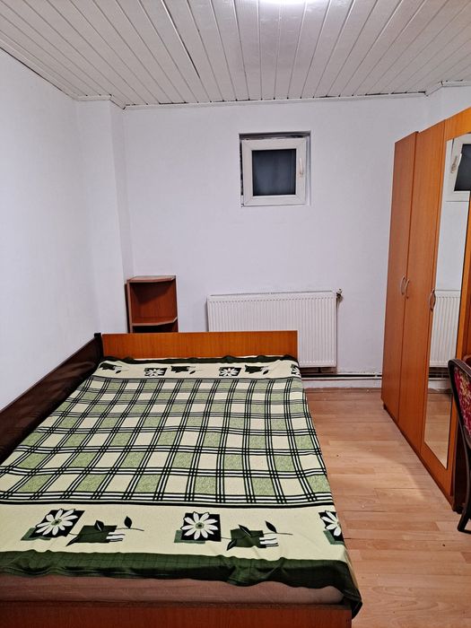 Închiriez cameră la curte Apărătorii Patriei - Berceni