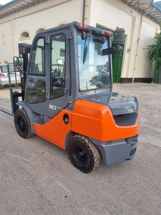 Автопогрузчик Тойота FD 30 (кара,auto kara, kara)