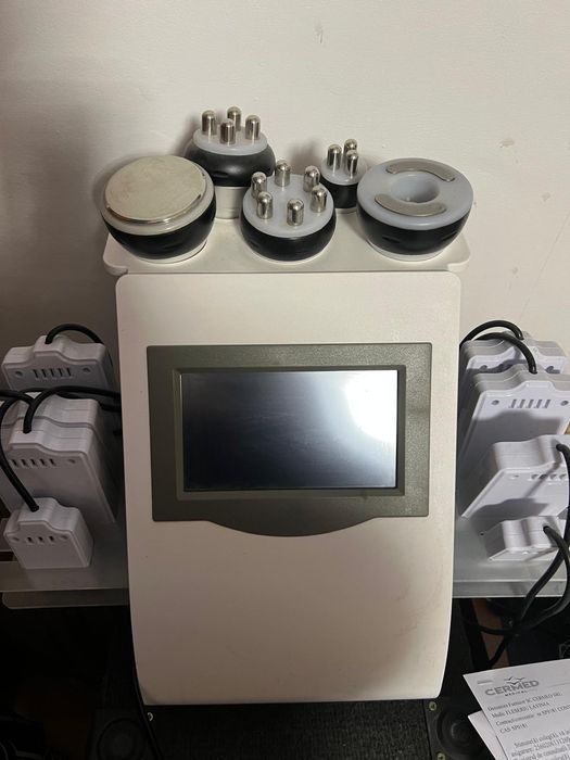 Aparat Cosmetic Profesional 6 in 1 - Cavitatie, Lipolaser, Vacuum