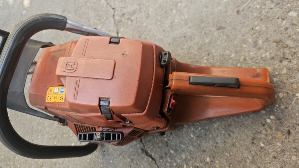Husqvarna 365 нова бубина нова свещ