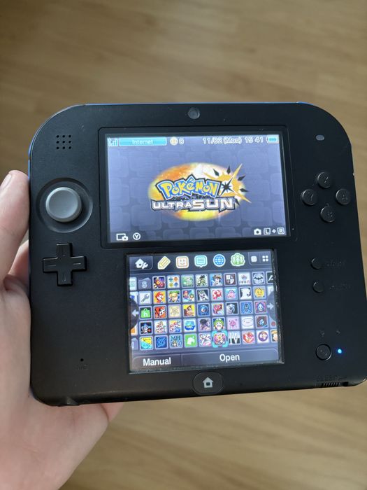 Consola 2DS Modata + Card 64gb + Incarcator si 3 jocuri