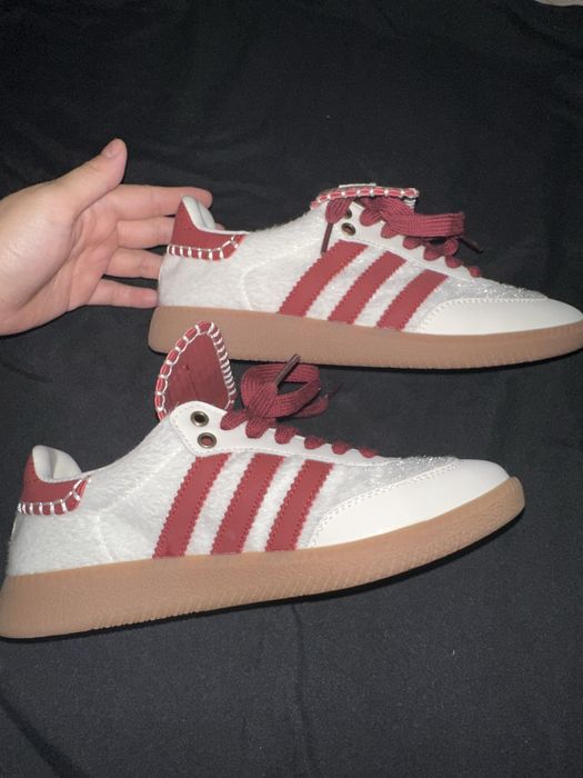 Прожам кроссовки новые