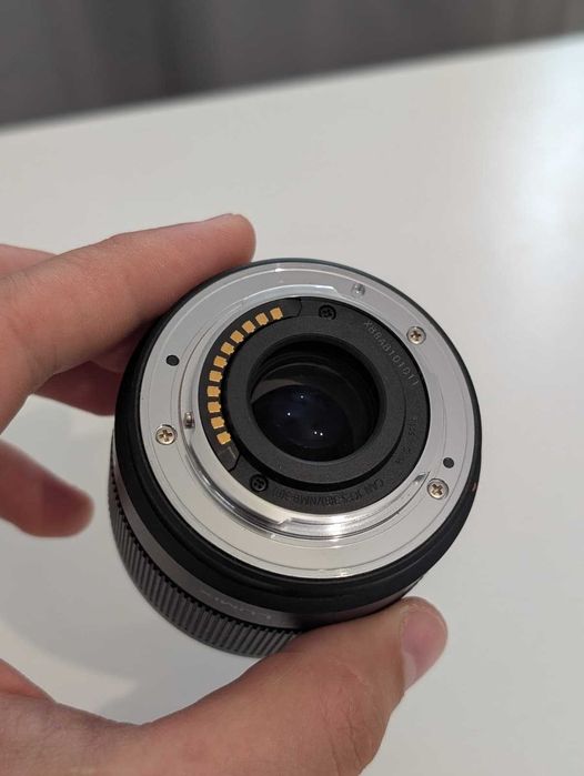 Obiectiv Panasonic Lumix 25mm f/1.7 ASPH (Micro 4/3 / MFT) echivalent 50mm fullframe