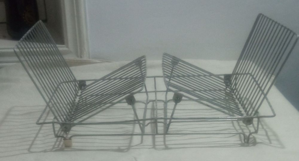 Сушилка для посуды.