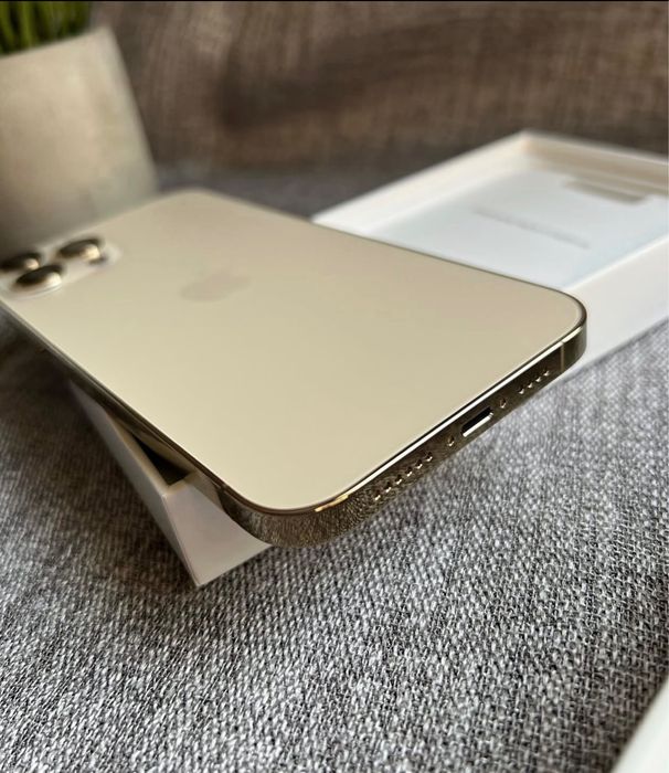 iPhone 12 PRO MaX • impecabil • Gold • 100% Bateria