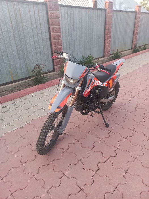 Продам эндуро 300куб