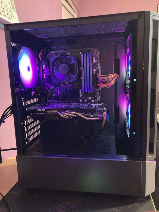 Геймърски компютър AMD FX 8x4,30Ghz, GTX 660, 16GB RAM, SSD, Win 11