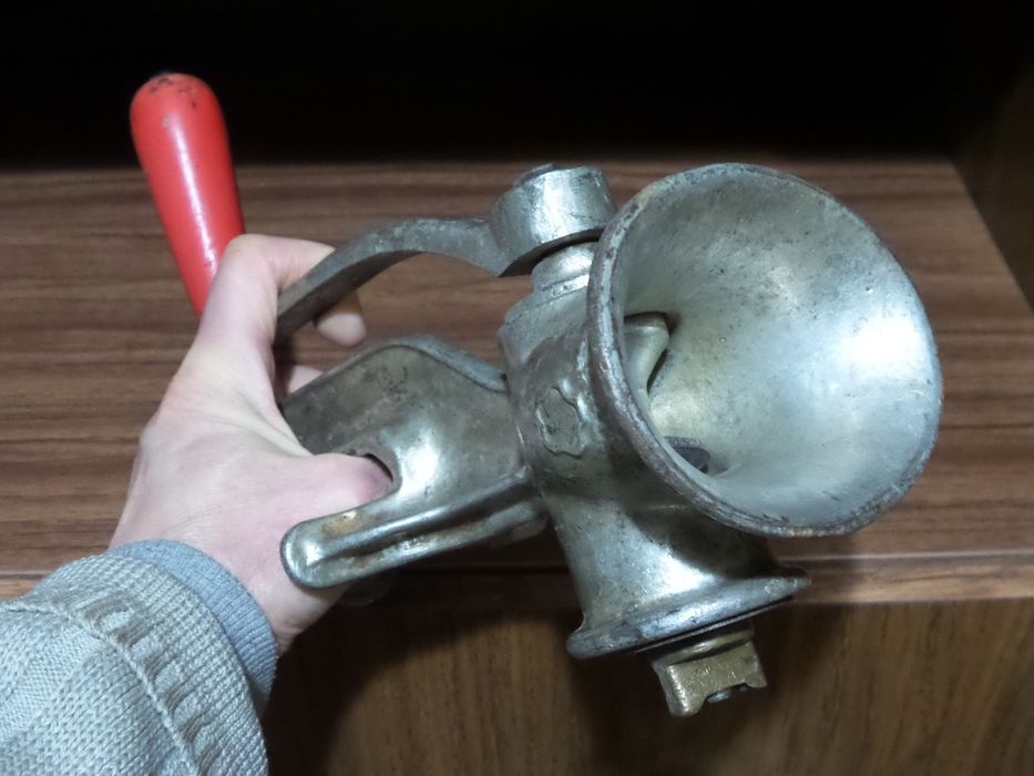 Продаю мясорубки. СССР. Доставка.