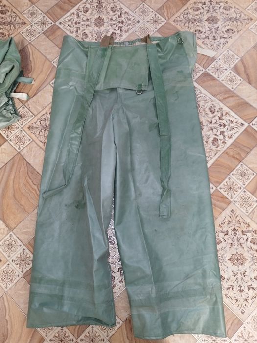 Костюмы прорезиненные(шахтерский)