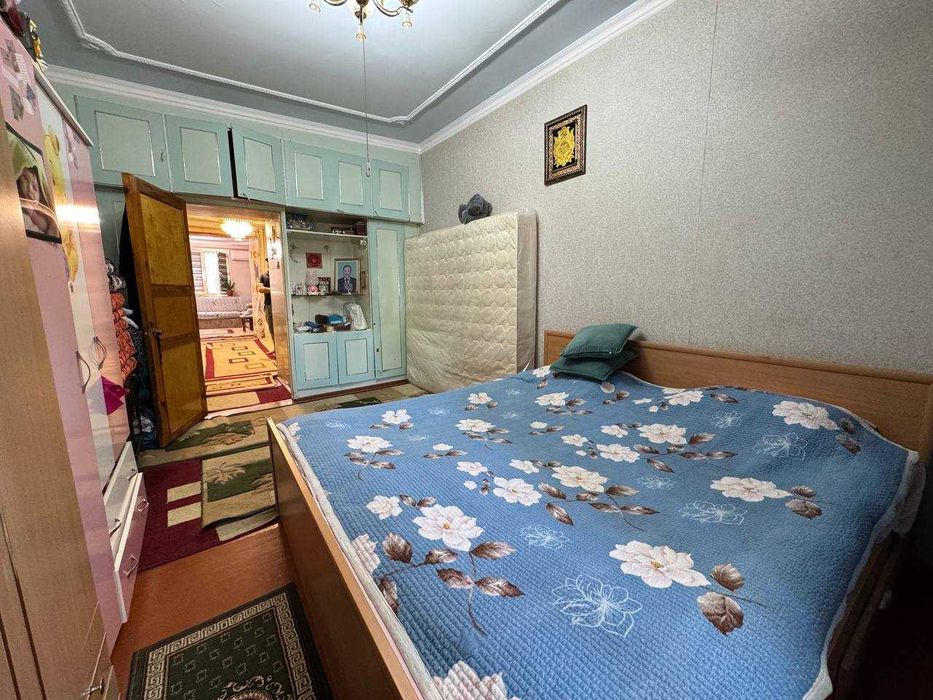 Прдаю квартиру мечеть думбрабад 3/1/4  62 м2 Первая линия. под нежилой