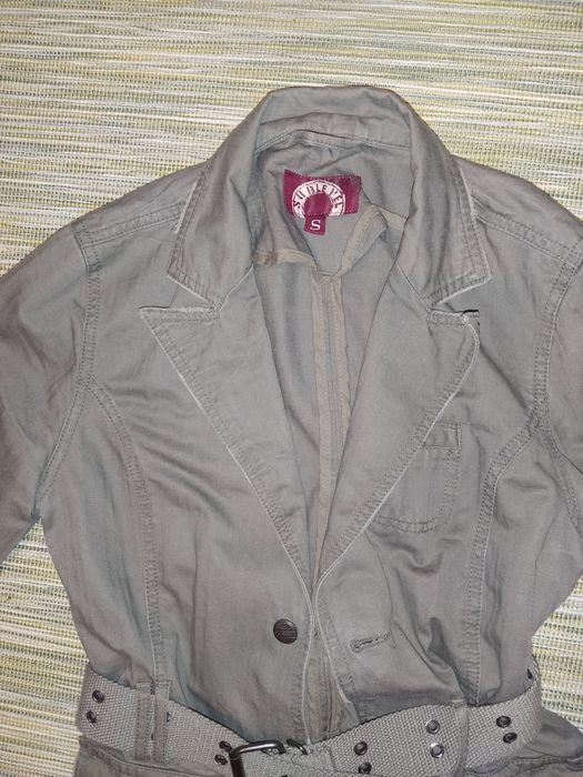 Дамско яке S.     .