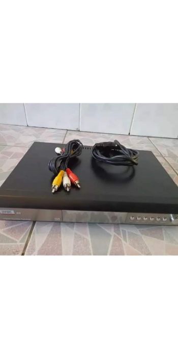 Тюнер свек А9 в отличном состоянии