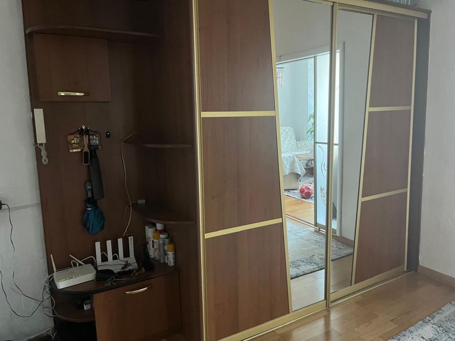 Продам шкаф-купе