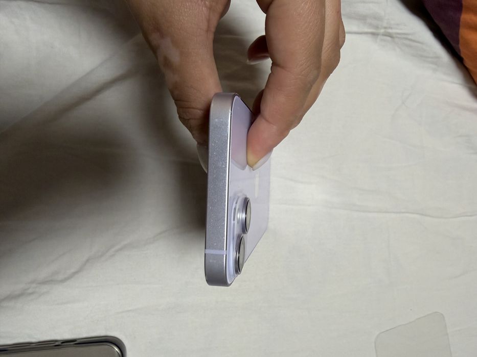 Iphone 14 purple