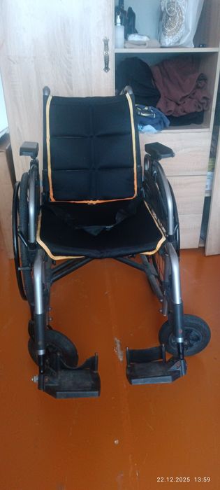 Продаю инвалидная коляску