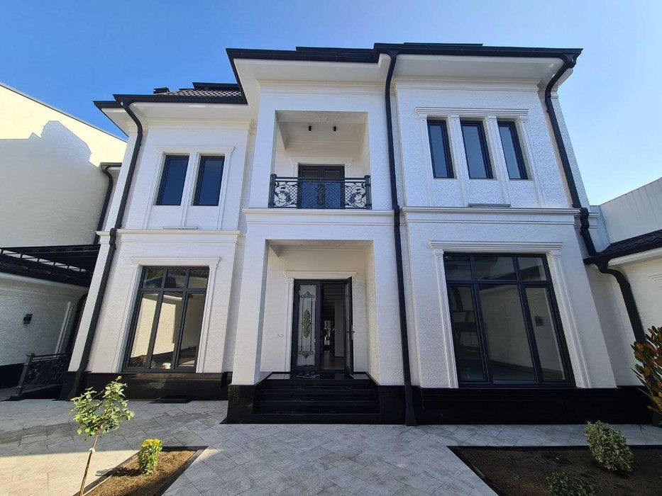 Евродом на Циолковского с бассейном и сауной