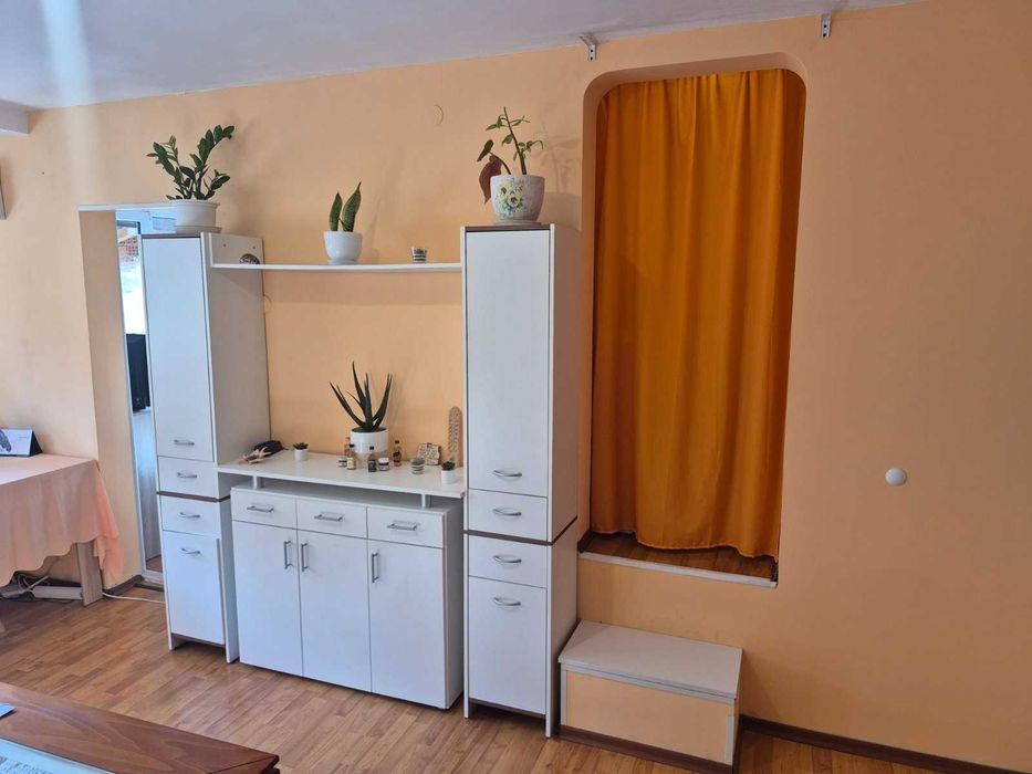 Дава се под наем Едностаен апартамент в Враца, Вежен - 49 кв.м за 229.5 € - Снимка #19