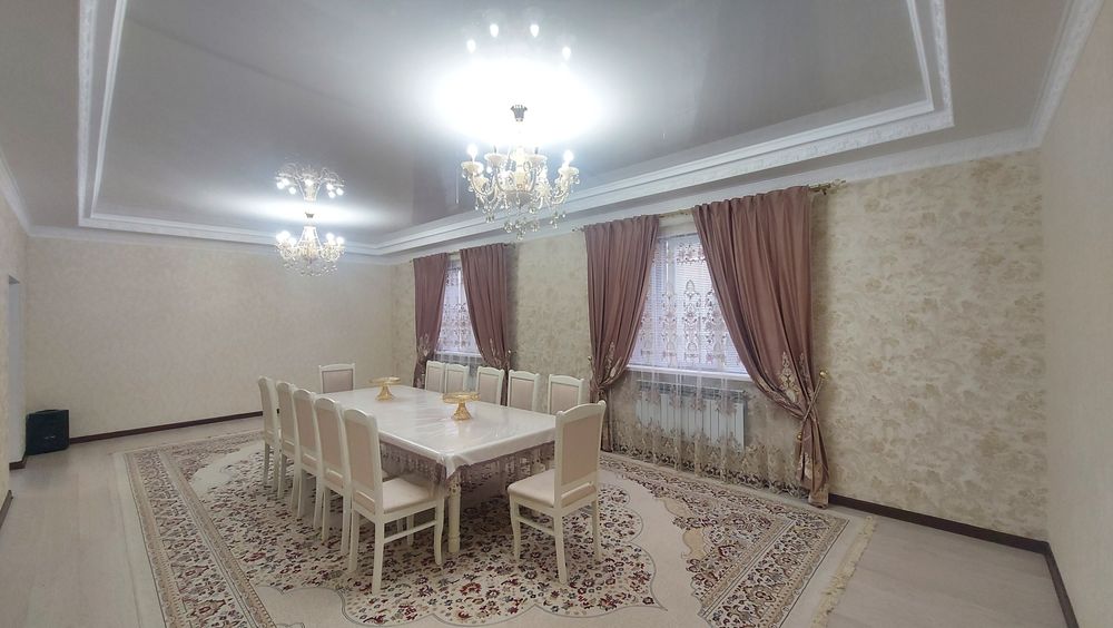 Продам двух этажный коттедж