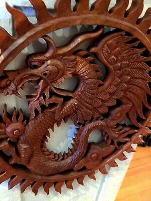 Superbe sculpturi,aplice de perete din lemn sculptate