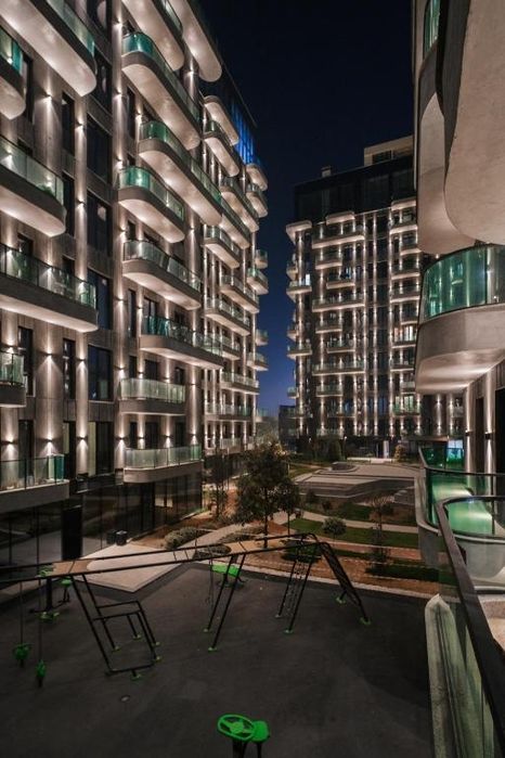 Улица Нукусская, метро ойбек ,ГОСПИТАЛКА ,имеется парковка