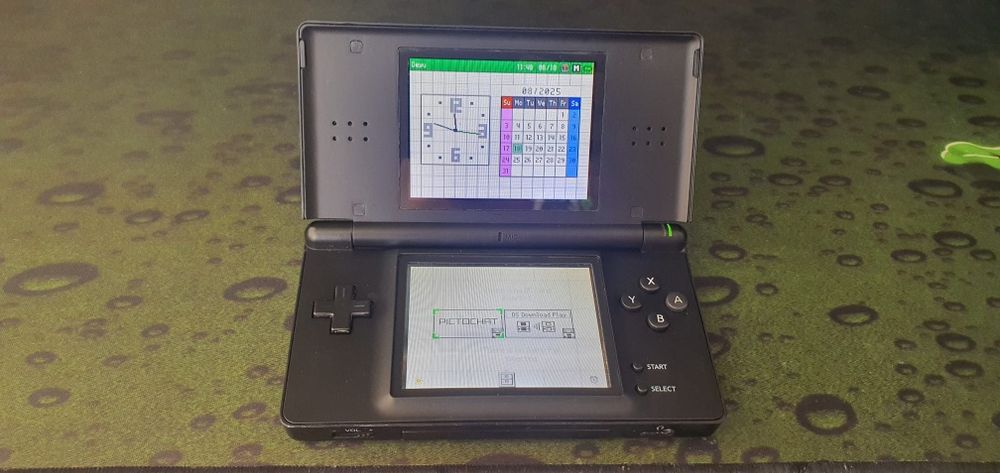 Vând Nintendo DS Lite Mario New York Edition