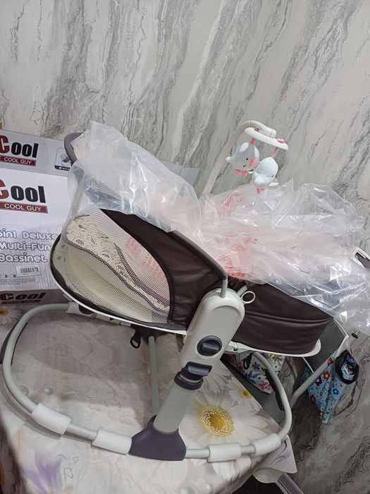 Продаётся фирменный 6in1 Deluxe Multi Functional кровать люлька