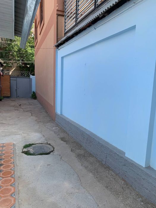 Продажа общий двор Гостиница Россия Цена 75.000у.е