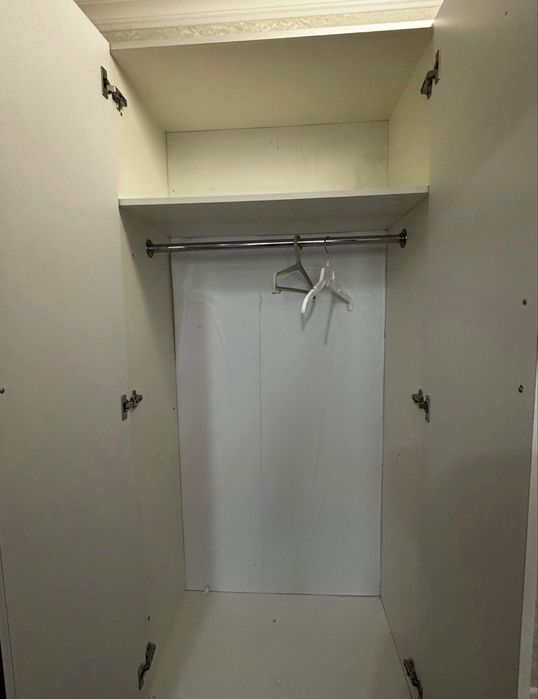 шкаф для одежды белый