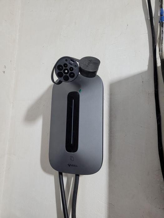 Зарядка электромобиля