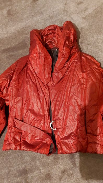Зимно яке - почти като ново.