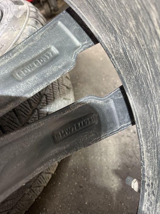 Джанти с гуми бмв х5/х6 ф15/ф16 20 цола ( djanti s gumi x5/x6 f15/16 )