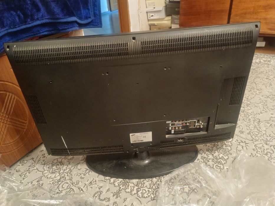 Продам телевизор