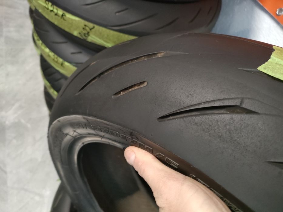 Anvelopa moto 180/60zr17 Bridgestone battlax hypersport S22R