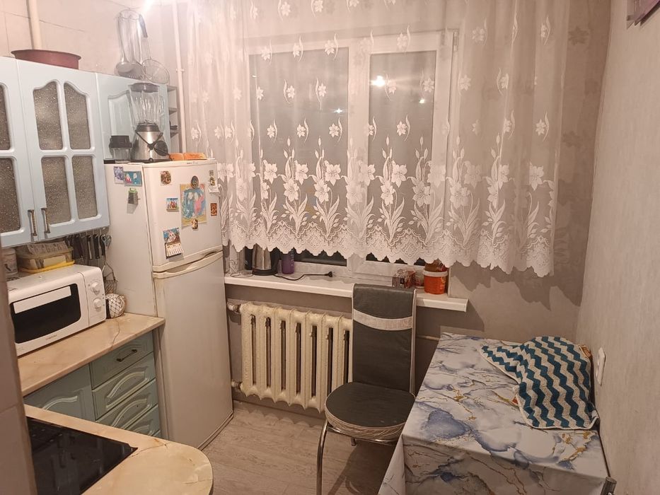 Продам 2ком. Квартиру около Роддома