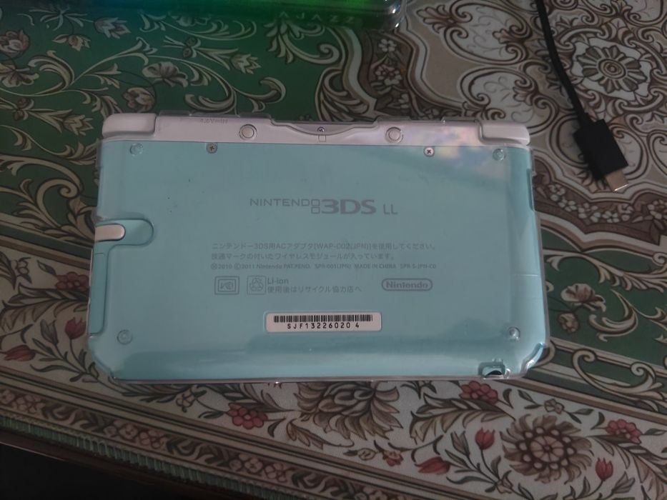 Nintendo 3ds xl mint