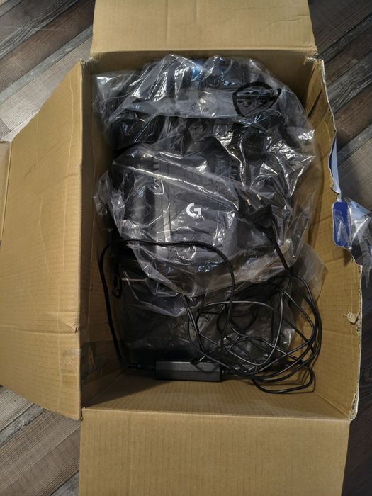 Volan Logitech G923 Trueforce