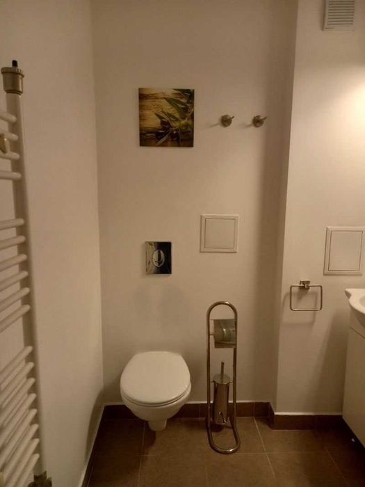 Тристаен ап. под наем Център ЦУМ