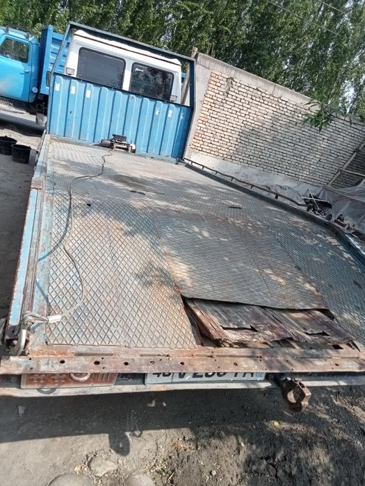 Evakuatr kuzovi sotiladi