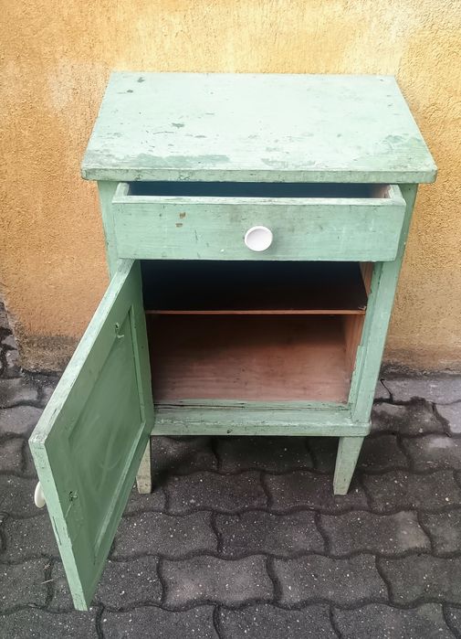 Dulapior rustic vechi