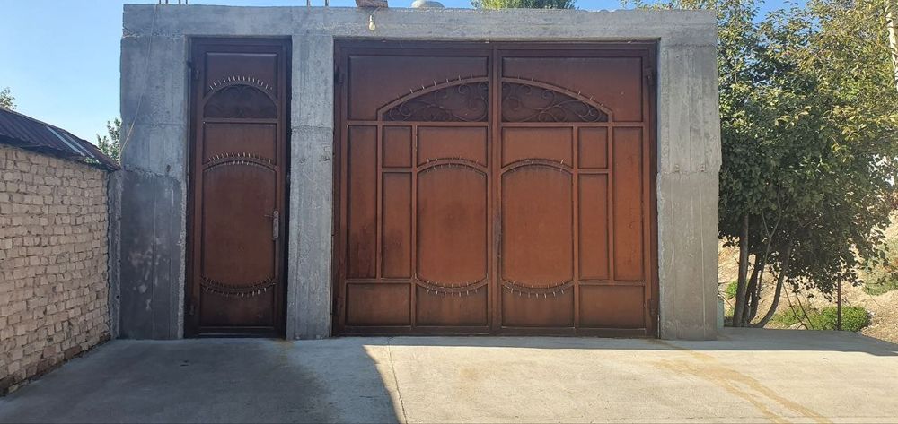 Чирчиқда 500 када Ховли сотилади 10.7 сотих