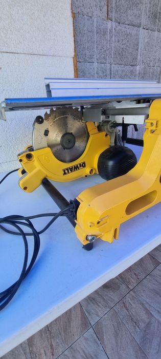 Circular DEWALT DW 743 N 2000 W