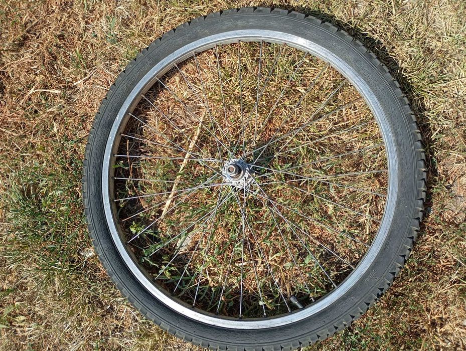 Roata fata bicicleta de 24"