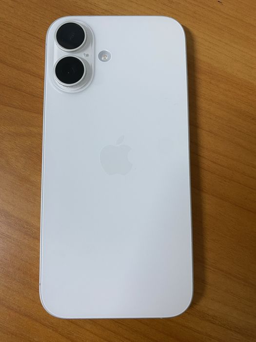 Продам Iphone 16 256 GB