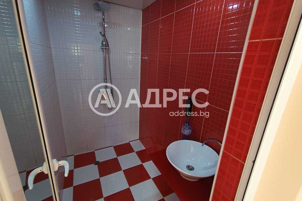 Дава се под наем Двустаен апартамент в Разград, Освобождение - 80 кв.м за 255 € - Снимка #7