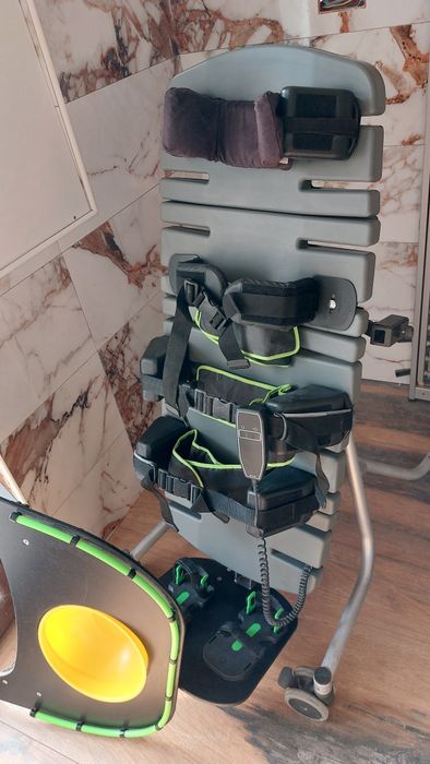 Verticalizator cu telecomanda